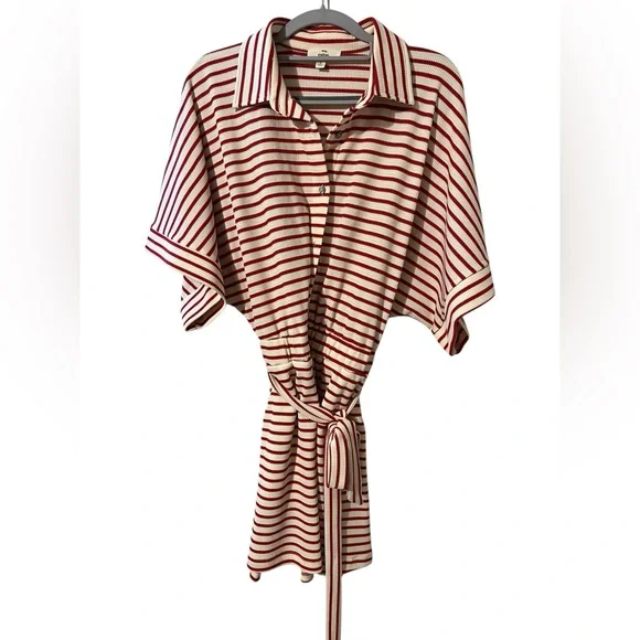 Entro Red and White Striped Knit  Belted Romper Size Small NWOT - Picture 2 of 4